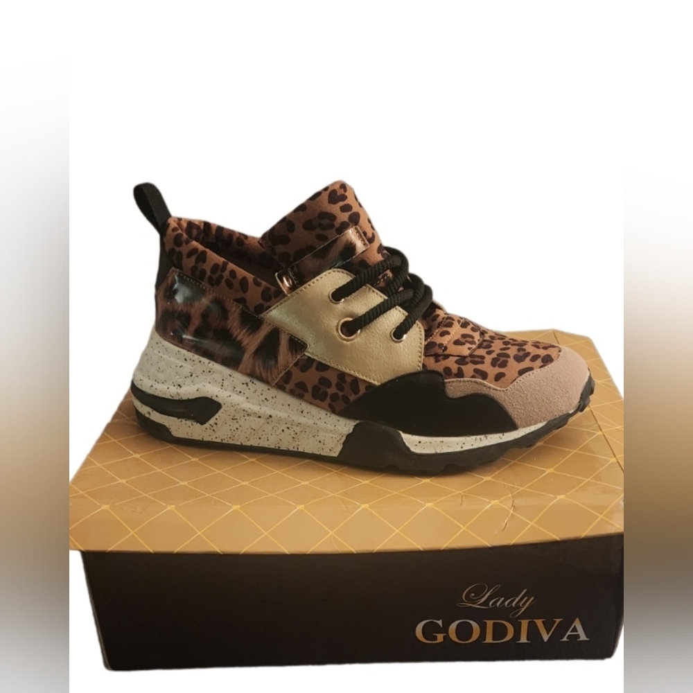 Lady Godiva Cheetah Print Sneakers-Runners
